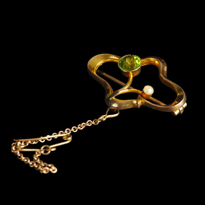 Pearl Set Brooch london