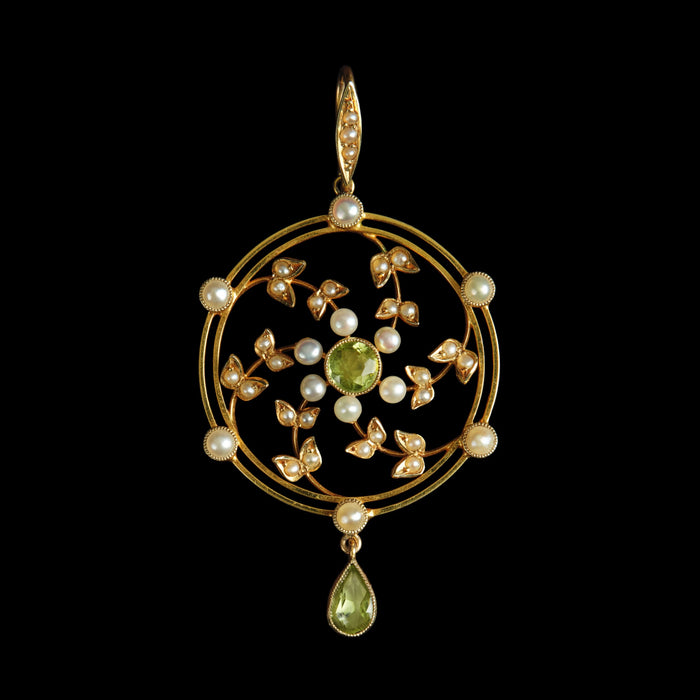 Edwardian 15ct Yellow Gold Peridot & Pearl Openwork Pendant